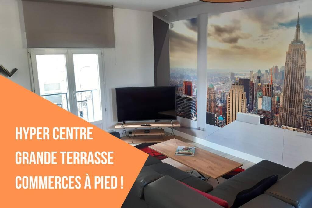 Appartement Renove Le New-York En Centre Ville - Terrasse Et Parking - Non Climatise La Roche-Chalais Zewnętrze zdjęcie